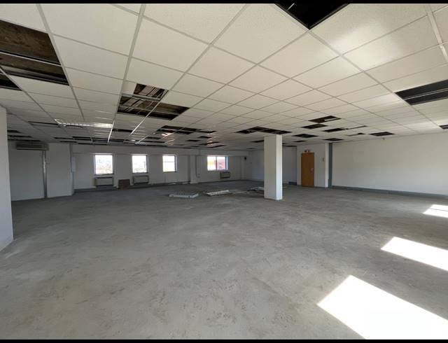 224M² OFFICE TO LET IN ROSEBANK